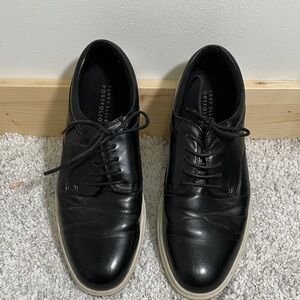 Perry Ellis Black Leather